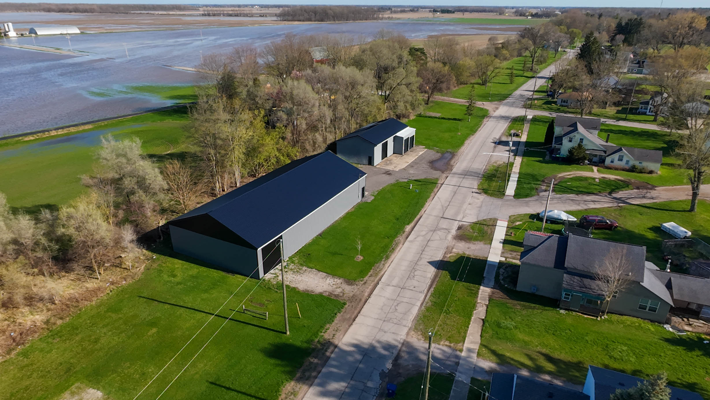 653 Chesaning St. — image 7