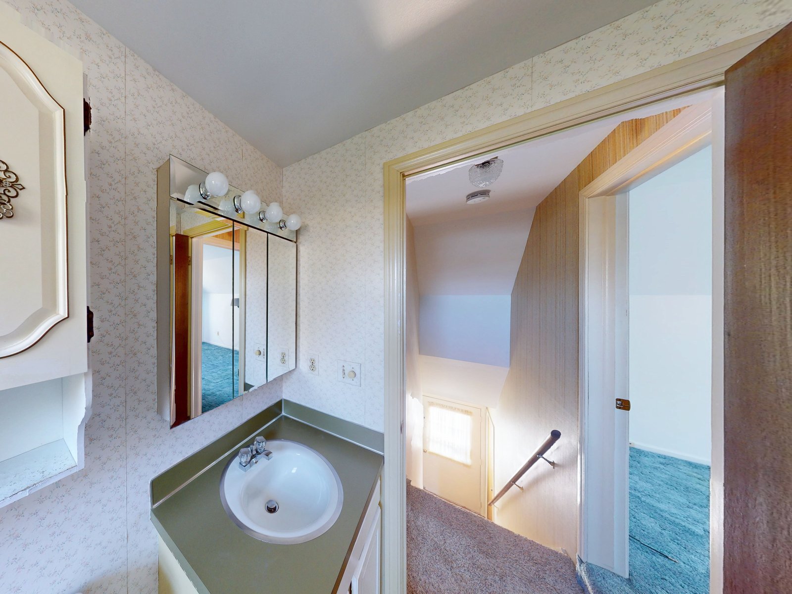 809 Stevens Dr — image 4